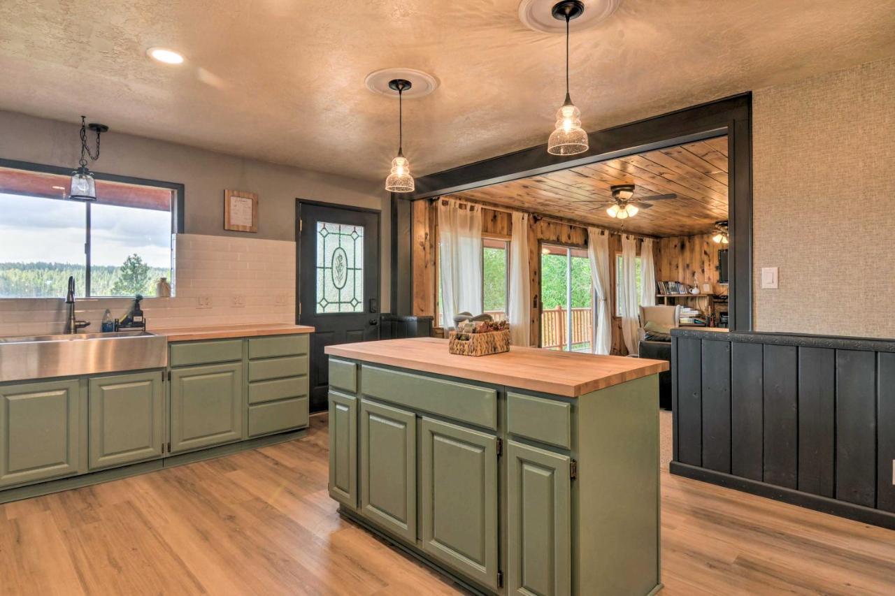 Pet-Friendly Duck Creek Village Retreat With Deck! Eksteriør bilde