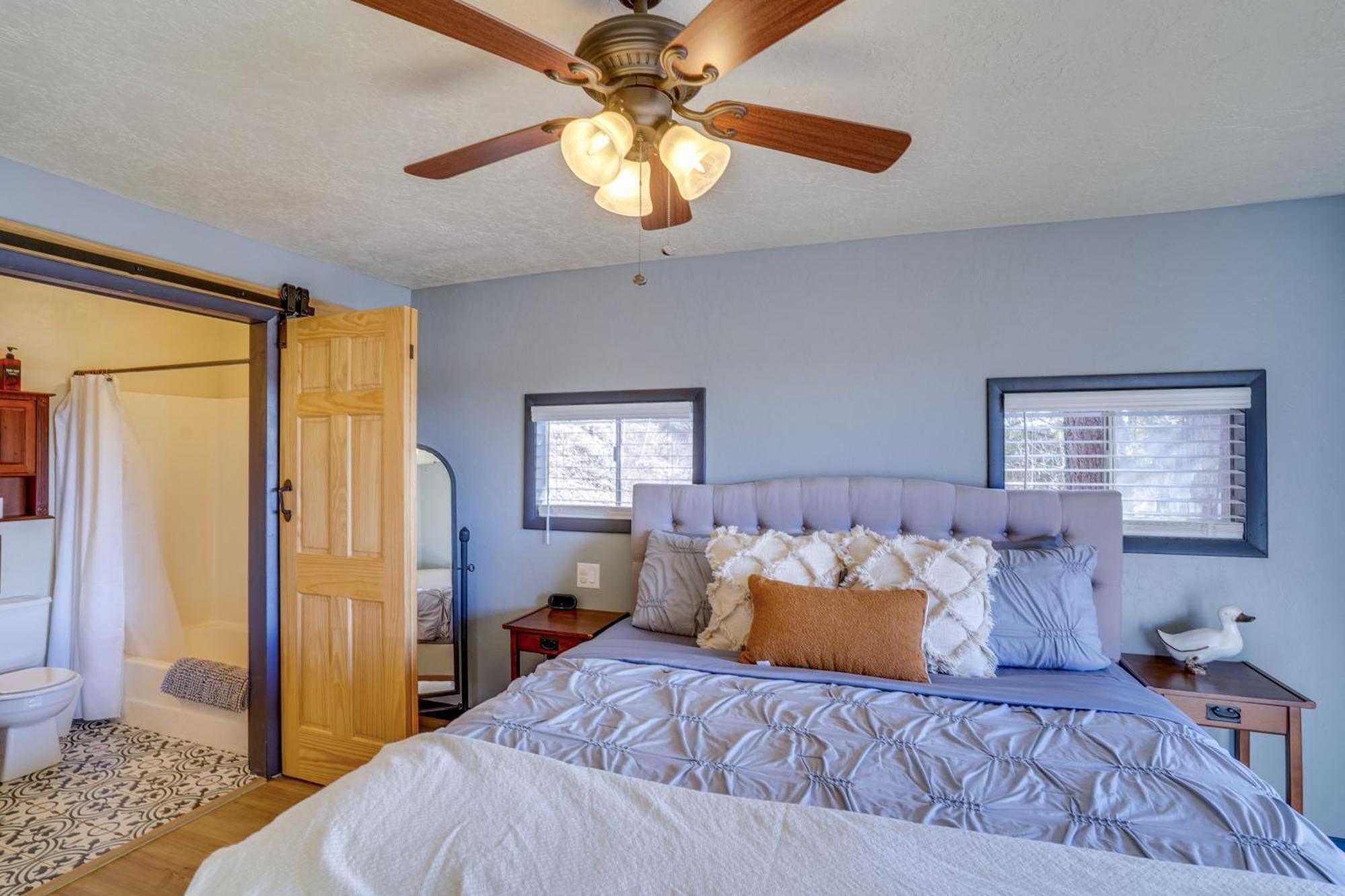 Pet-Friendly Duck Creek Village Retreat With Deck! Eksteriør bilde